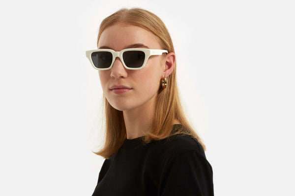 Brooklyn / Ivory & Grey Polarised Lens - Shade Files